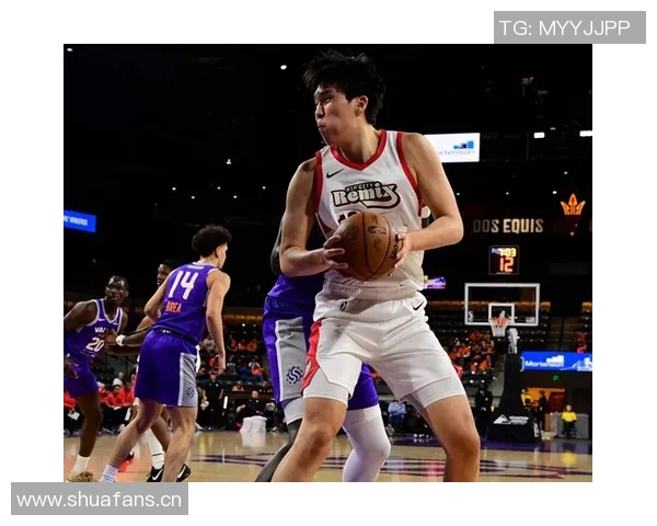 混音主帅强调上场时间的重要性杨瀚森的无私精神提升了全队表现