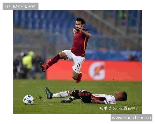 弗拉门戈在解放者杯半决赛首回合小胜竞技占得先机次回合争夺即将开启 弗拉门戈在解放者杯半决赛首回合小胜竞技占得先机次回合争夺即将开启