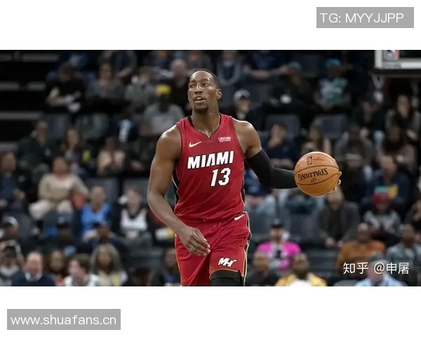 阿德巴约谈韦尔投篮稳定性对球队进攻的积极影响与空间创造能力
