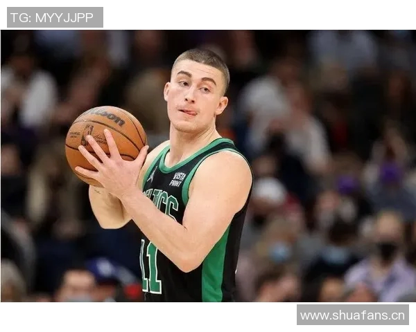 普理查德首发表现不佳半场仅得3分3板4助正负值惨淡19