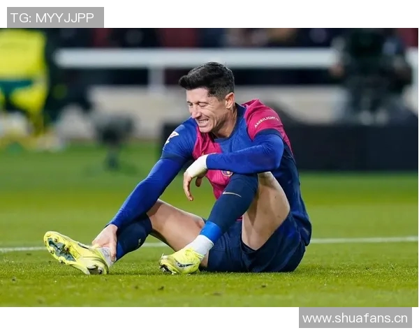 莱万不打算退役或将自由身离开巴萨未来去向引关注 莱万不打算退役或将自由身离开巴萨未来去向引关注