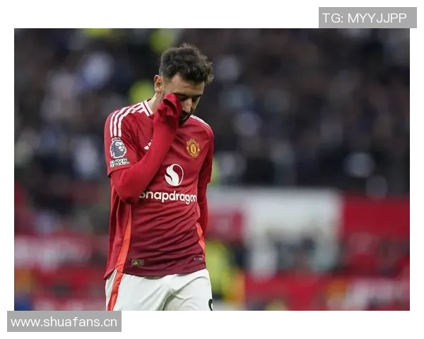 B费闪耀全场贡献两射一传荣膺曼联战狼队最佳球员称号