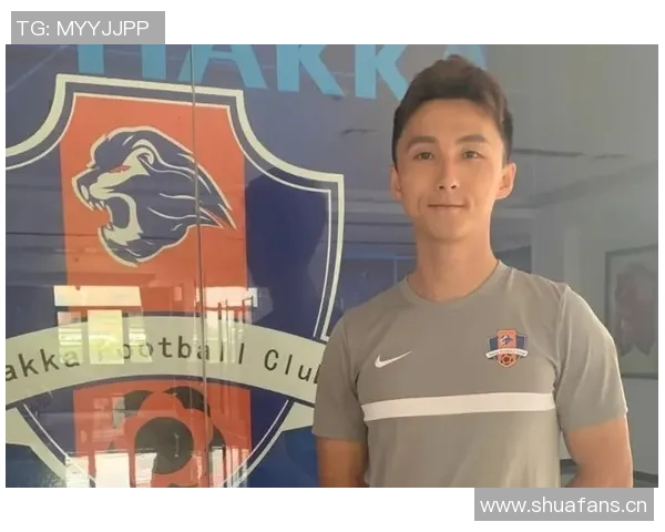 尹鸿博宣布明天将迎来最后一场中超比赛因伤选择退役