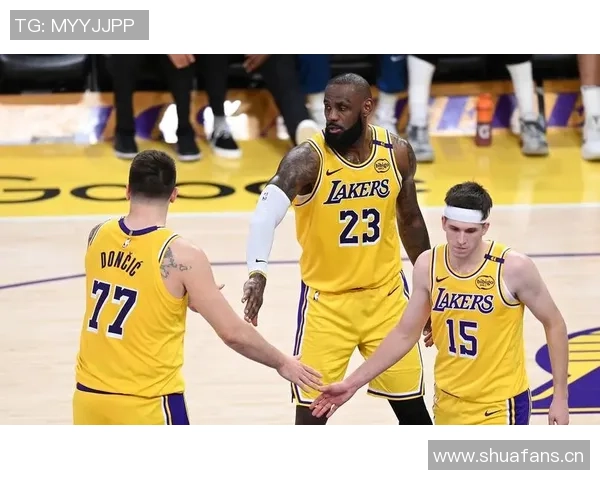 詹姆斯未向湖人提出续约请求因未来赛季出战情况不明