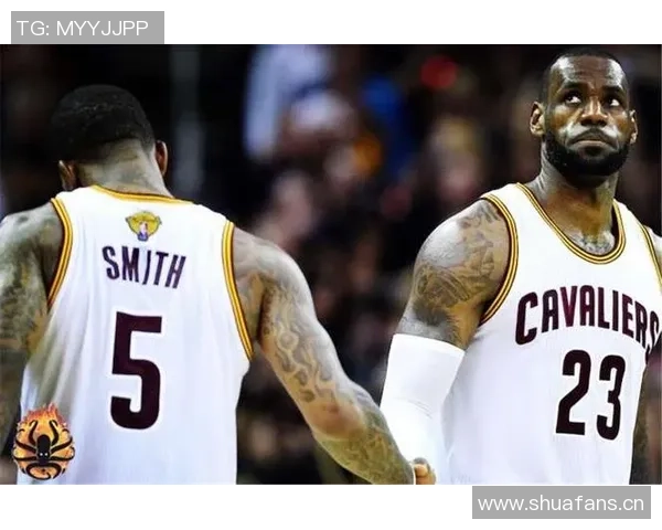 赛场竞争激烈阿门与阿尔瓦拉多冲突后握手言和展现体育精神