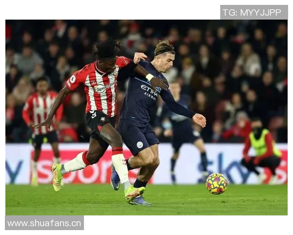 广岛外援半场结束后挑衅高天意引发双方冲突场面火爆