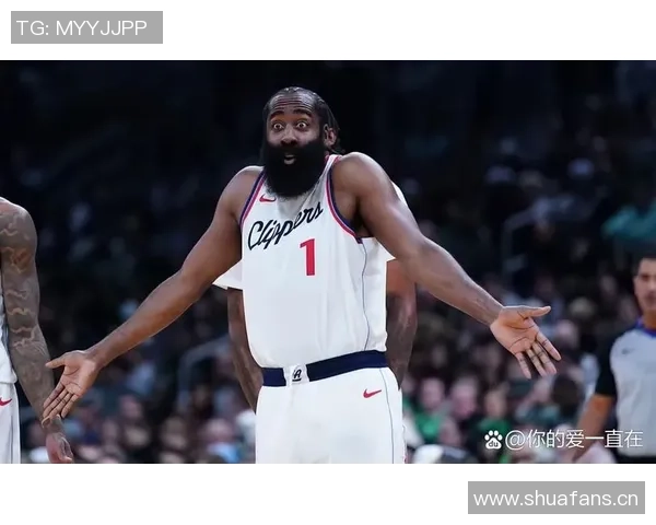 小里直言哈登季后赛表现不如韦德关键球能力存疑引发热议