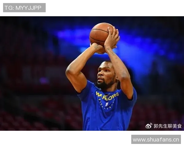 杜兰特向奥拉朱旺致敬生日祝福传递球队传奇精神