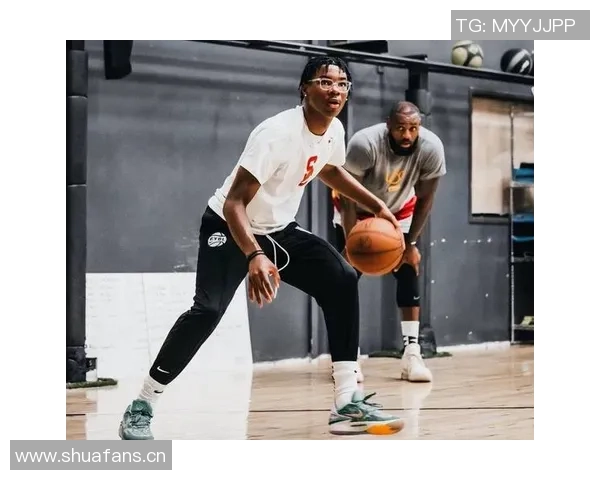 布朗尼佩戴詹姆斯联名理查米尔手表引发热议市场价值约55万美元